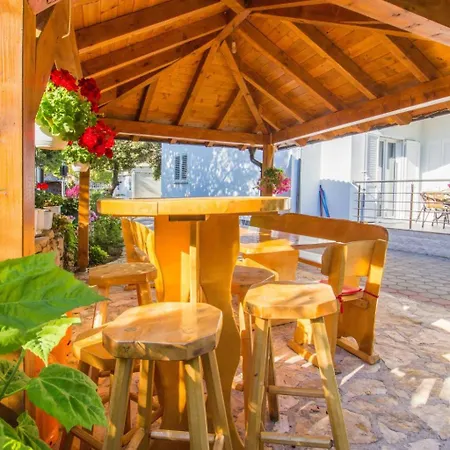 Vesna By Interhome Apartamento *
