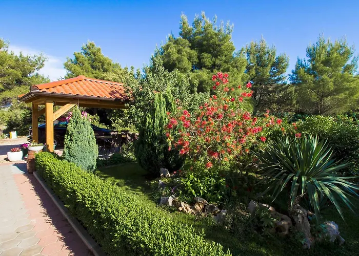 Apartment Apartmani Vesna Grebastica By Interhome * Гребастика