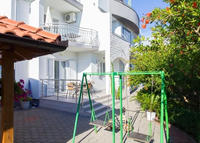 Apartment Apartmani Vesna Grebastica By Interhome * Гребастика