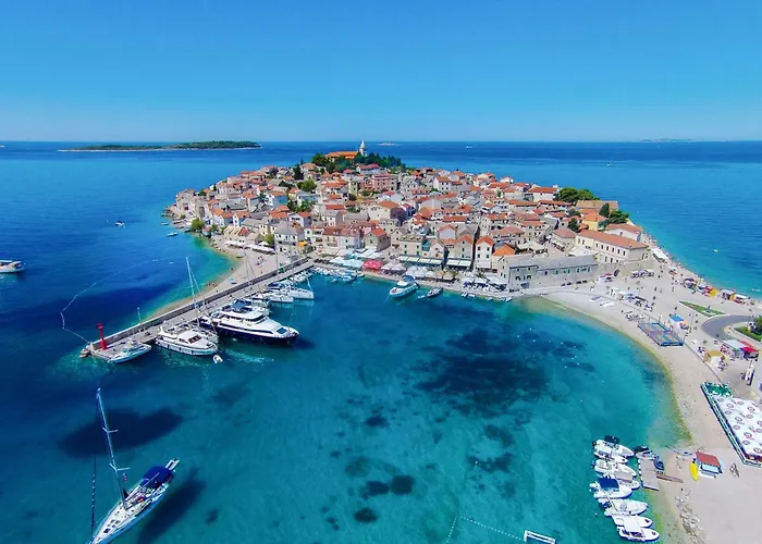 Apartment Apartmani Vesna Grebastica By Interhome Апартаменты